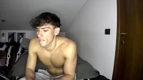 giovyyx online show from 03-03-25, 10:10