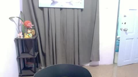 Aisha online show from 11-24-25, 06:40