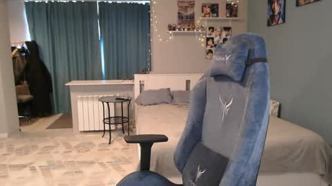 Secret online show from 04-01-26, 09:21