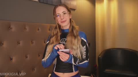 Nikki online show from 10-12-25, 12:59