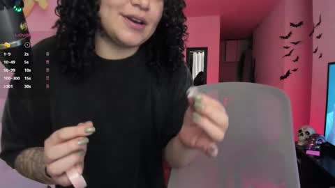 girl_inline online show from 10-15-25, 02:55