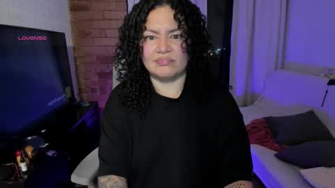 girl_inline online show from 11-22-25, 11:26