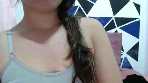 girl_princess18 online show from 11-22-25, 03:27