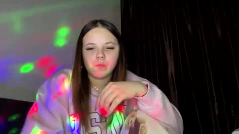 girl_shy07 online show from 01-14-26, 06:57