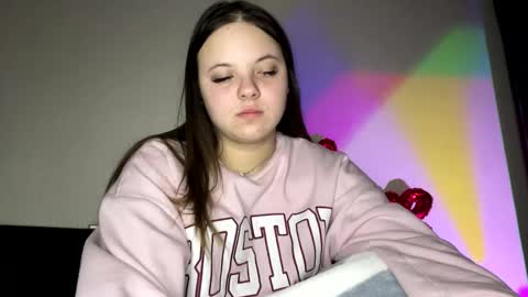 girl_shy07 online show from 02-10-26, 07:07