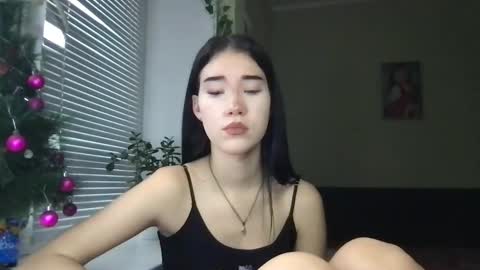 girl_sue online show from 12-27-24, 12:23