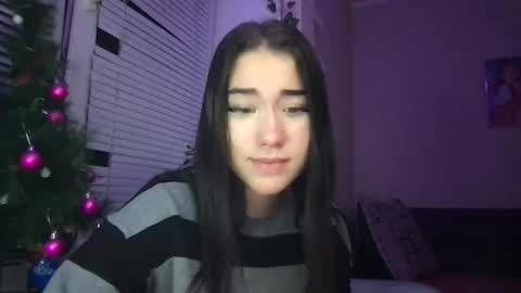 girl_sue online show from 12-30-24, 12:22