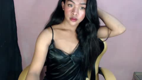 queen ronna online show from 01-06-25, 06:20