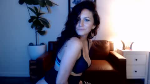 Snapshot of girlnexxxdoor chatting on 02-16-26, 03:46 Girlnexxxdoor online show from 02-16-26, 03:46