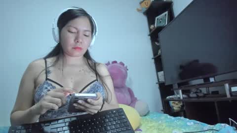 girlrock2024 online show from 01-11-25, 01:59