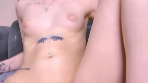 Ella Lisa Chloe online show from 11-02-25, 05:48