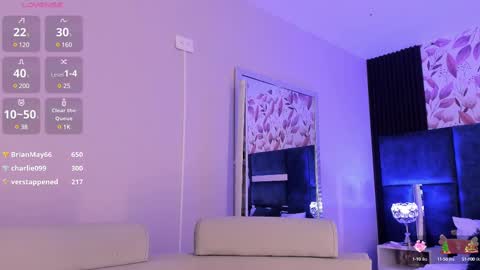     online show from 03-01-25, 03:49