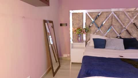     online show from 09-15-25, 11:32