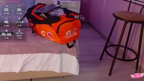     online show from 10-14-25, 10:38