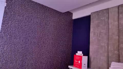     online show from 11-14-25, 10:03