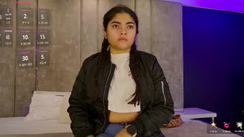     online show from 11-19-25, 10:48