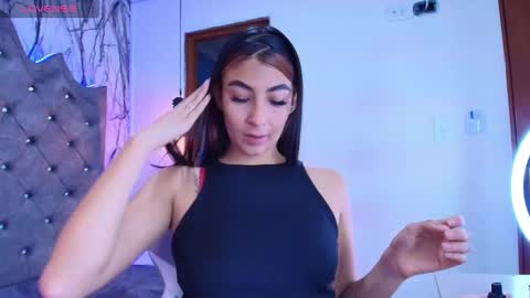 Snapshot of gissel__ chatting on 12-15-25, 12:31 gissel online show from 12-15-25, 12:31