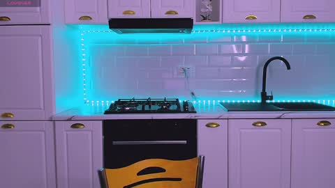 Giulia online show from 03-31-26, 03:30