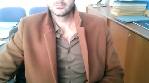 giuseppevai1 online show from 10-24-25, 10:33