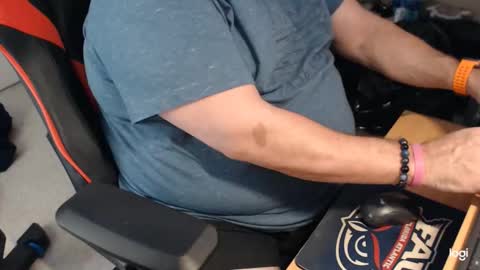 gizmo706 online show from 12-05-25, 04:36