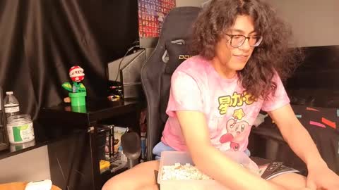 glaceon9 online show from 02-12-25, 12:22