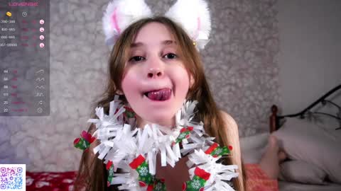 Sandra  online show from 12-25-24, 03:49