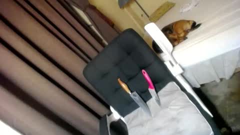 glenndou_daxs online show from 12-20-25, 06:37