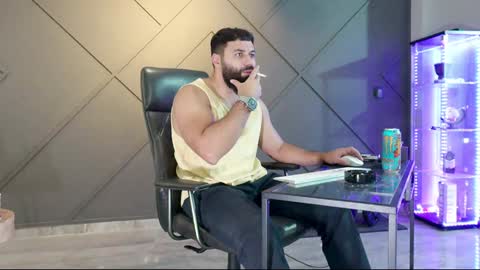 Snapshot of glennmasters chatting on 12-06-24, 12:16 Matthew .. for short call me Matt online show from 12-06-24, 12:16