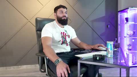 Snapshot of glennmasters chatting on 12-09-24, 12:40 Matthew .. for short call me Matt online show from 12-09-24, 12:40