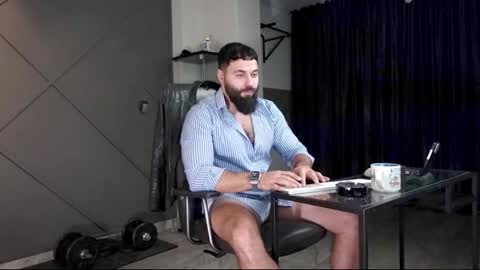 Snapshot of glennmasters chatting on 12-23-24, 05:28 Matthew .. for short call me Matt online show from 12-23-24, 05:28