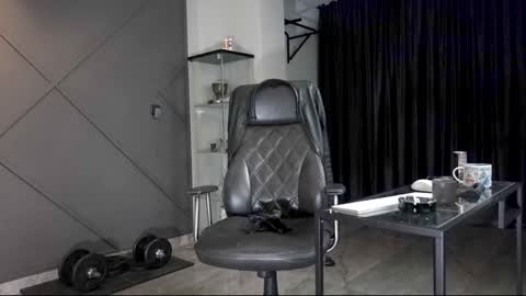 Snapshot of glennmasters chatting on 12-28-24, 03:48 Matthew .. for short call me Matt online show from 12-28-24, 03:48