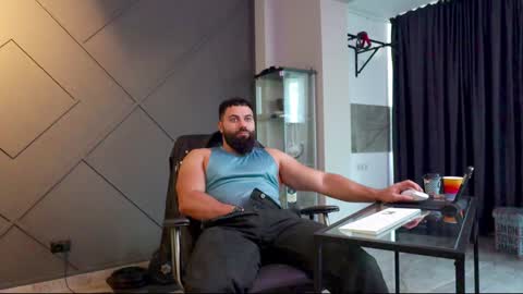 Snapshot of glennmasters chatting on 01-14-25, 09:24 Matthew .. for short call me Matt online show from 01-14-25, 09:24