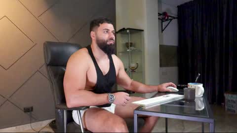 Snapshot of glennmasters chatting on 01-17-25, 05:11 Matthew .. for short call me Matt online show from 01-17-25, 05:11