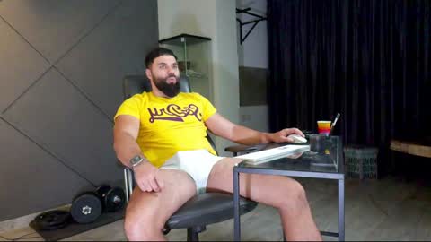 Snapshot of glennmasters chatting on 01-20-25, 04:32 Matthew .. for short call me Matt online show from 01-20-25, 04:32