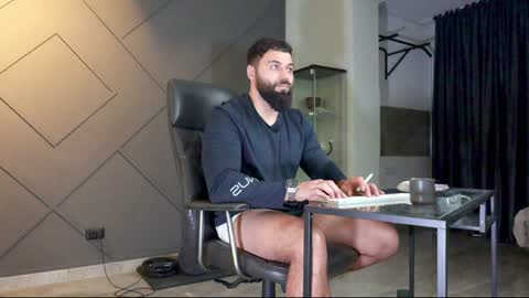 Snapshot of glennmasters chatting on 01-27-25, 05:48 Matthew .. for short call me Matt online show from 01-27-25, 05:48