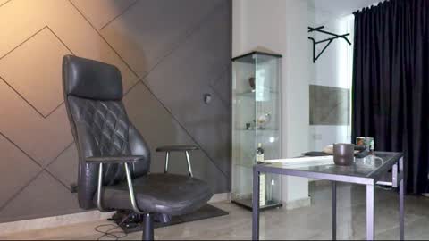 Snapshot of glennmasters chatting on 02-08-25, 10:18 Matthew .. for short call me Matt online show from 02-08-25, 10:18