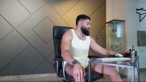 Snapshot of glennmasters chatting on 02-16-25, 12:32 Matthew .. for short call me Matt online show from 02-16-25, 12:32