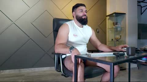 Snapshot of glennmasters chatting on 02-18-25, 05:20 Matthew .. for short call me Matt online show from 02-18-25, 05:20