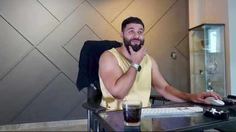 Snapshot of glennmasters chatting on 02-25-25, 08:14 Matthew .. for short call me Matt online show from 02-25-25, 08:14