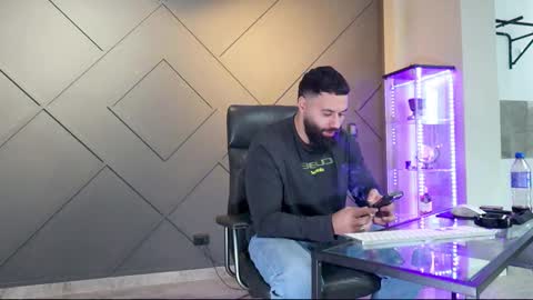 Snapshot of glennmasters chatting on 02-27-25, 09:54 Matthew .. for short call me Matt online show from 02-27-25, 09:54