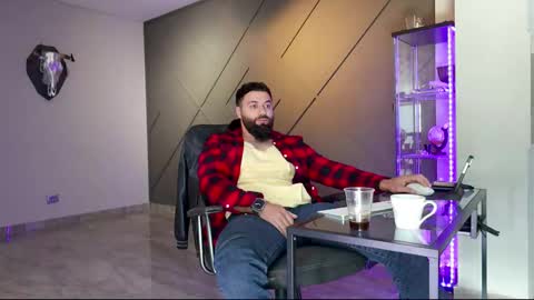 Snapshot of glennmasters chatting on 03-10-25, 12:48 Matthew .. for short call me Matt online show from 03-10-25, 12:48