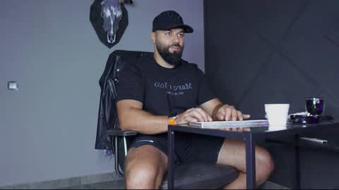 Snapshot of glennmasters chatting on 09-13-25, 08:19 Matthew .. for short call me Matt online show from 09-13-25, 08:19