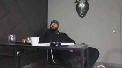 Snapshot of glennmasters chatting on 09-27-25, 10:26 Matthew .. for short call me Matt online show from 09-27-25, 10:26