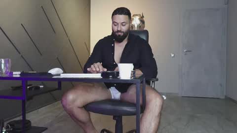 Snapshot of glennmasters chatting on 09-29-25, 08:24 Matthew .. for short call me Matt online show from 09-29-25, 08:24