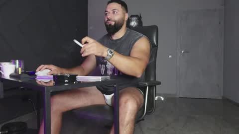 Snapshot of glennmasters chatting on 10-02-25, 10:17 Matthew .. for short call me Matt online show from 10-02-25, 10:17