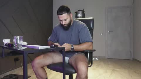 Snapshot of glennmasters chatting on 10-07-25, 09:23 Matthew .. for short call me Matt online show from 10-07-25, 09:23