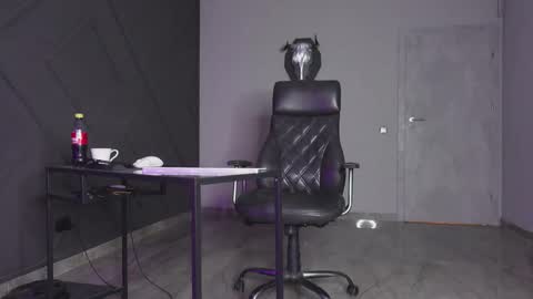 Matthew .. for short call me Matt online show from 10-31-25, 08:54