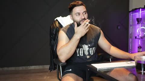 Matthew .. for short call me Matt online show from 03-29-26, 09:04