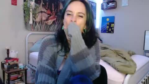 Snapshot of glitterspace chatting on 09-20-25, 04:13 anna online show from 09-20-25, 04:13