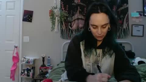 Snapshot of glitterspace chatting on 10-05-25, 07:07 anna online show from 10-05-25, 07:07